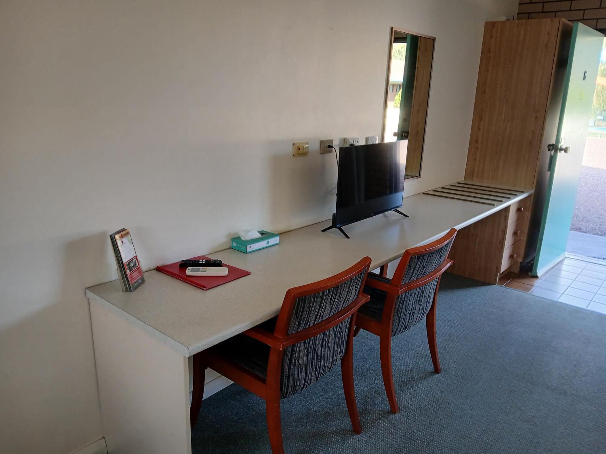 Birch Motel Tocumwal Previously Known As Kanimbla Motor Inn מראה חיצוני תמונה