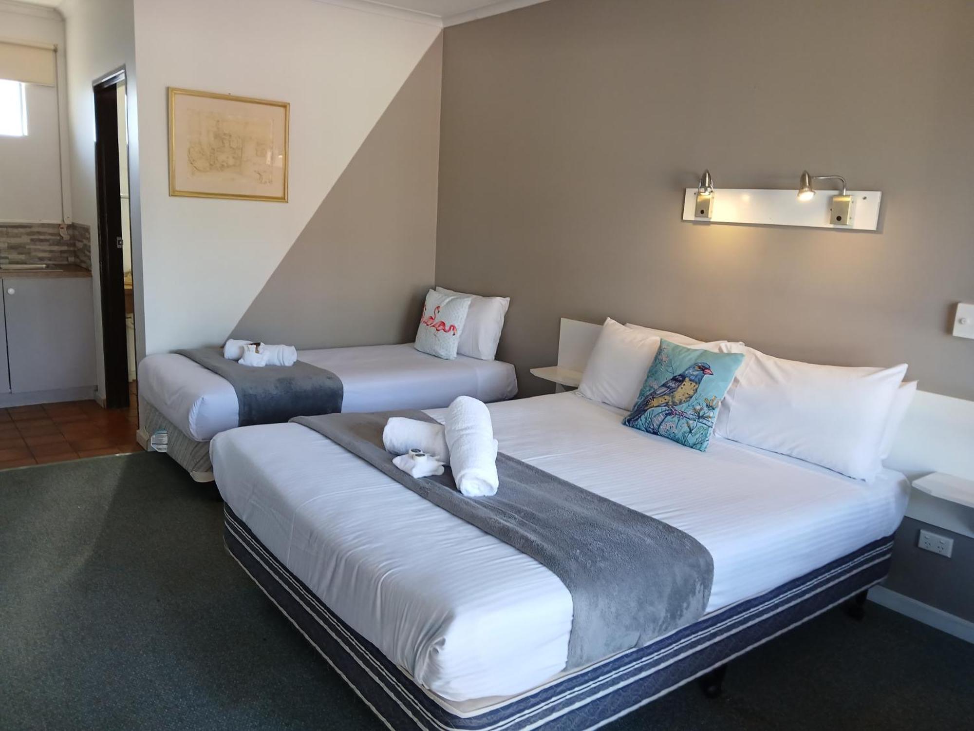 Birch Motel Tocumwal Previously Known As Kanimbla Motor Inn מראה חיצוני תמונה