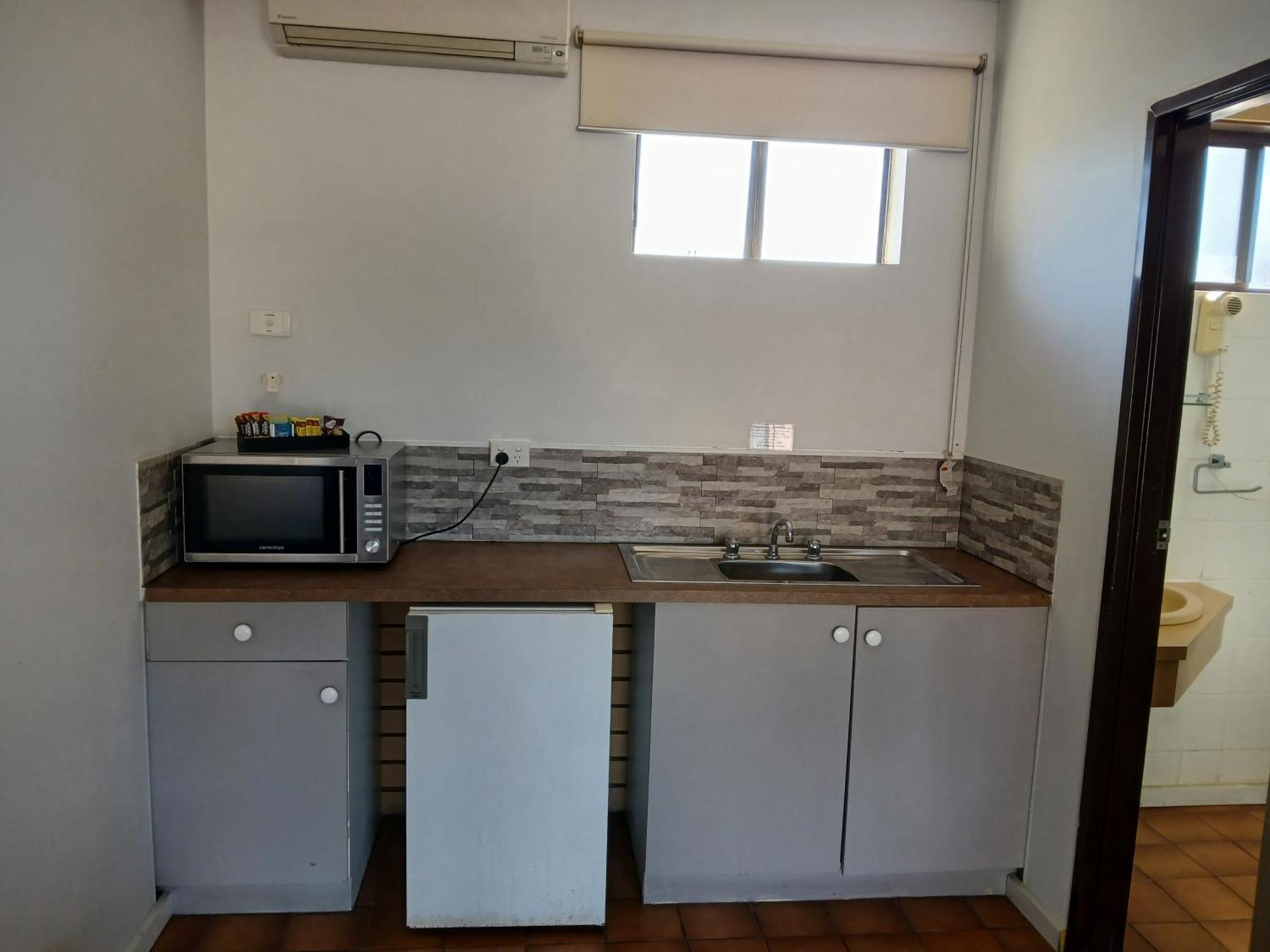 Birch Motel Tocumwal Previously Known As Kanimbla Motor Inn מראה חיצוני תמונה