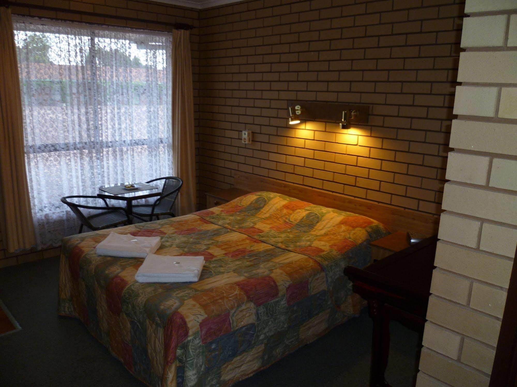 Birch Motel Tocumwal Previously Known As Kanimbla Motor Inn מראה חיצוני תמונה