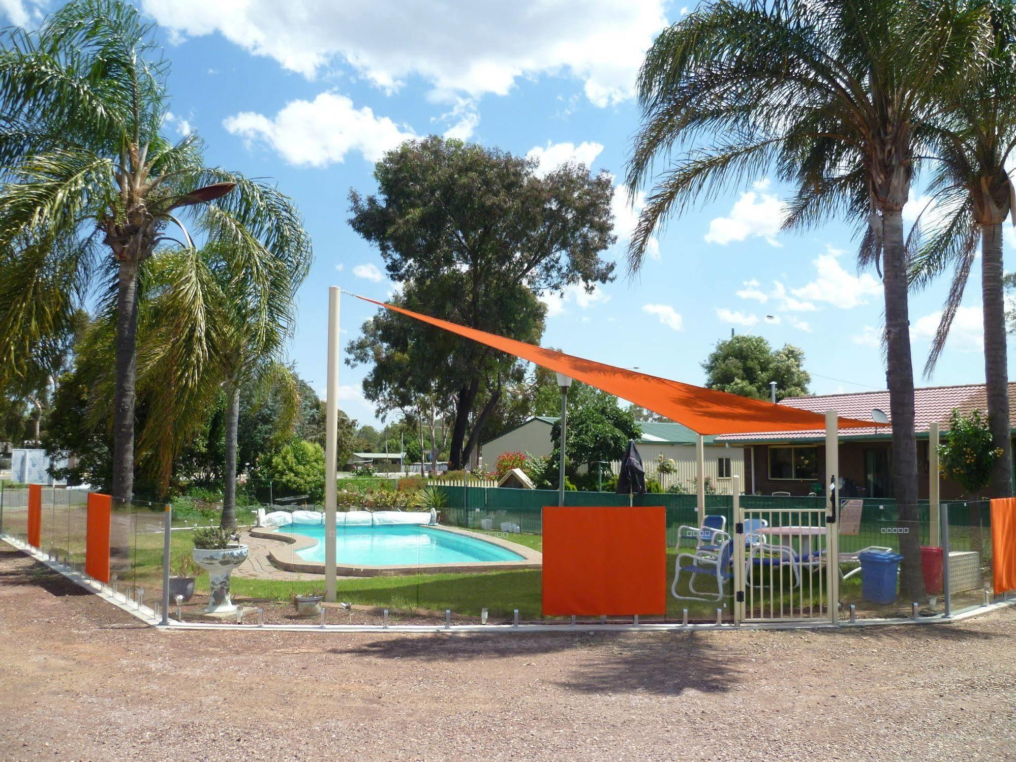 Birch Motel Tocumwal Previously Known As Kanimbla Motor Inn מראה חיצוני תמונה